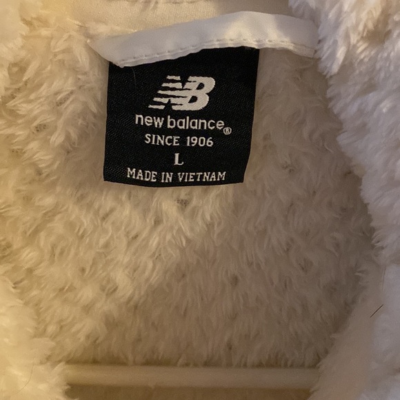 new balance teddy zip up - Picture 2 of 2